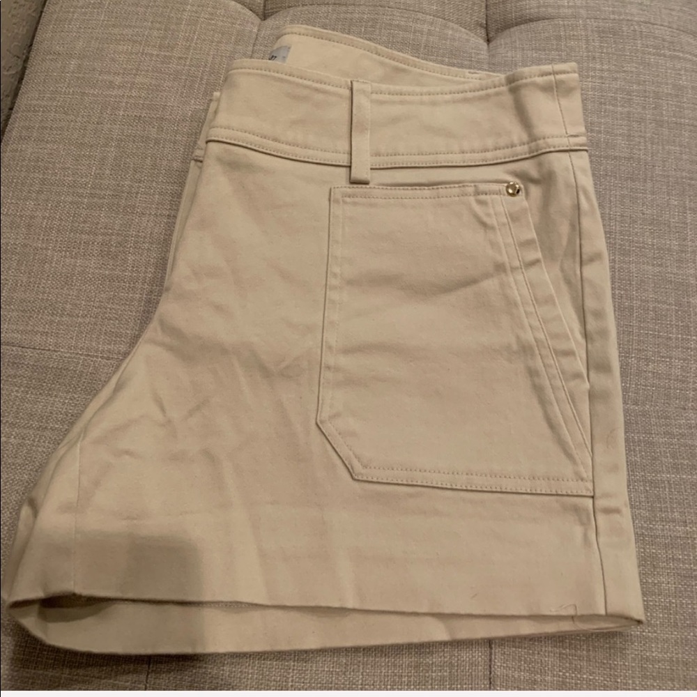 Cache Cream Shorts | Size 6